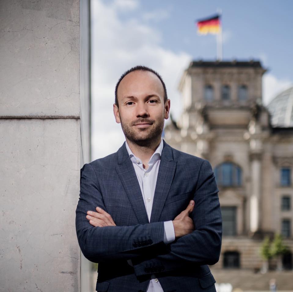 Nikolas L&ouml;bel