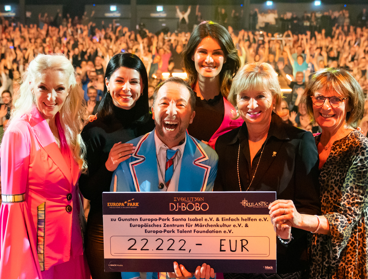 DJBOBO