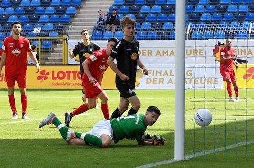 (Foto: PIX/M.Ruffler) Dominik Kother trifft per Kopf zum 1:0 210522 161773 Copy