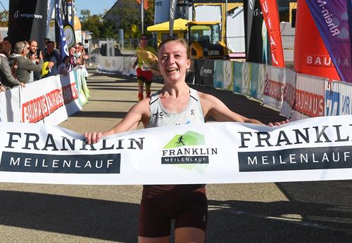 (Foto: PIX Sportfotos) Merle Brunnée war die Schnellste bei den Damen Frank4