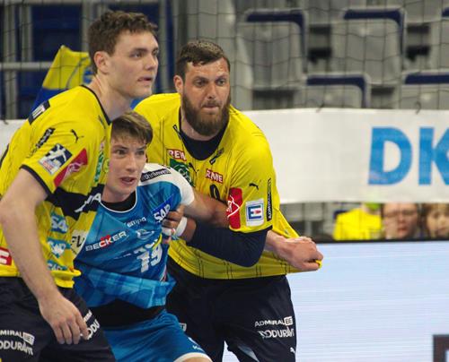 Harte Abwehrarbeit Nillas Kikelokke Mait Patrail Copy