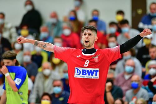 Lucas Bauer jubelt &uuml;ber den Derby Sieg Copy