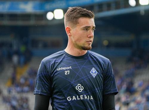 SV Waldhof Mannheim verlängert Vertrag mit Torhüter Lucien Hawryluk 