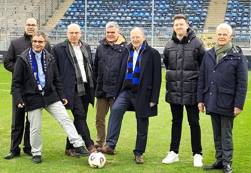 Mannheim: Stadionsingen beim SV Waldhof 